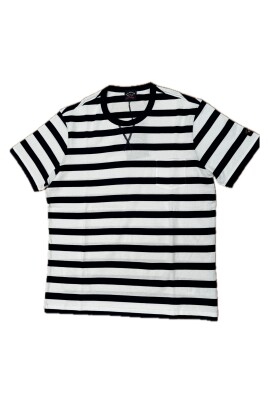 alsindet-bomuldst-shirt-med-ikonisk-badge