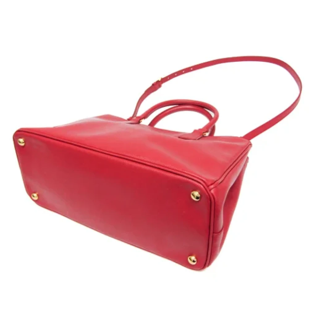 Prada Vintage Pre-owned Leather shoulder-bags Red Dames