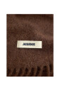 echarpe-marron-a-franges-enveloppante