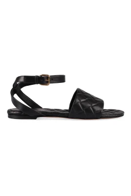 Vävda platta sandaler med ankelrem