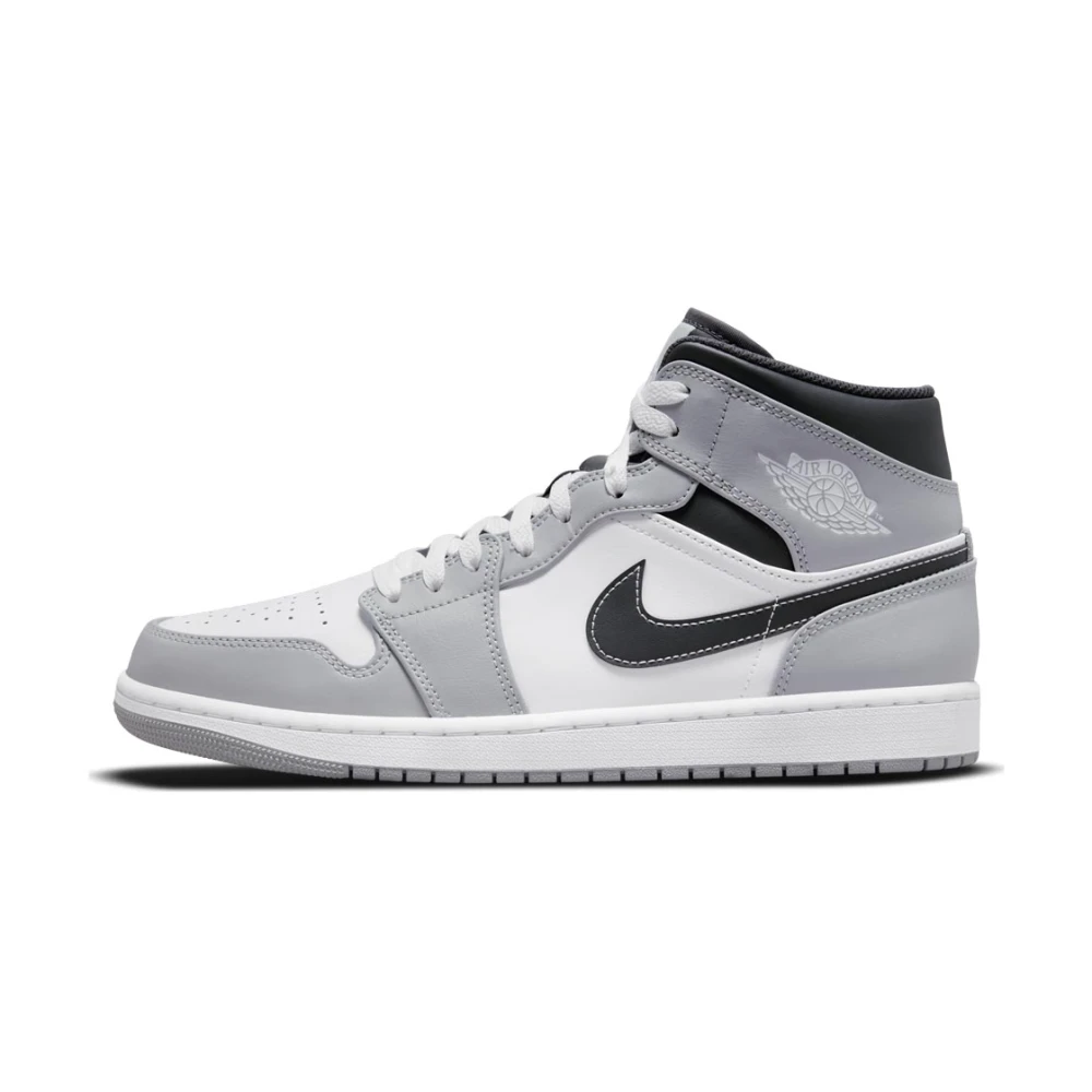Jordan - Shoes > Sneakers - Black - Jordan - Modalova