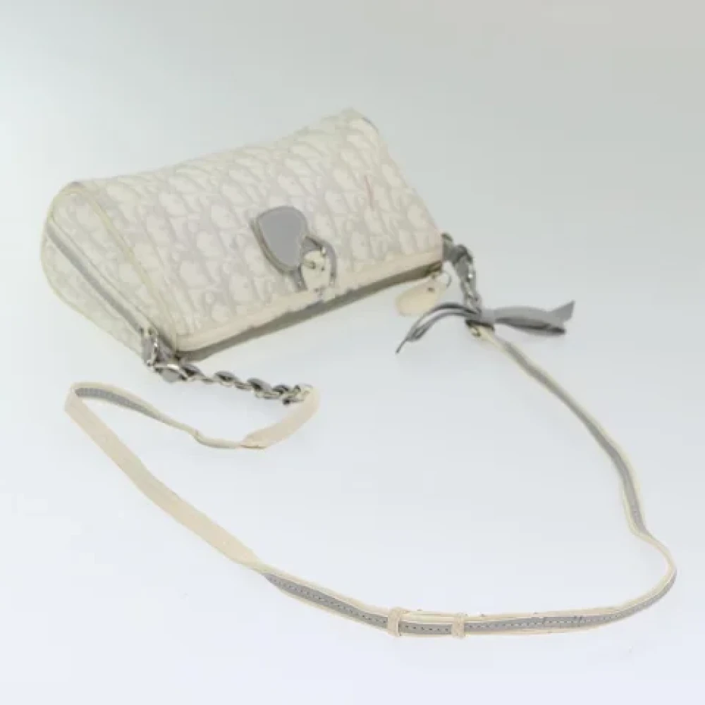 Dior Vintage Pre-owned Leather handbags White Dames