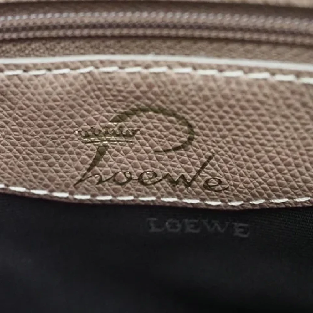 Loewe Pre-owned Canvas handbags Beige Dames