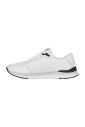 chaussures-blanches-decontractees-a-lacets