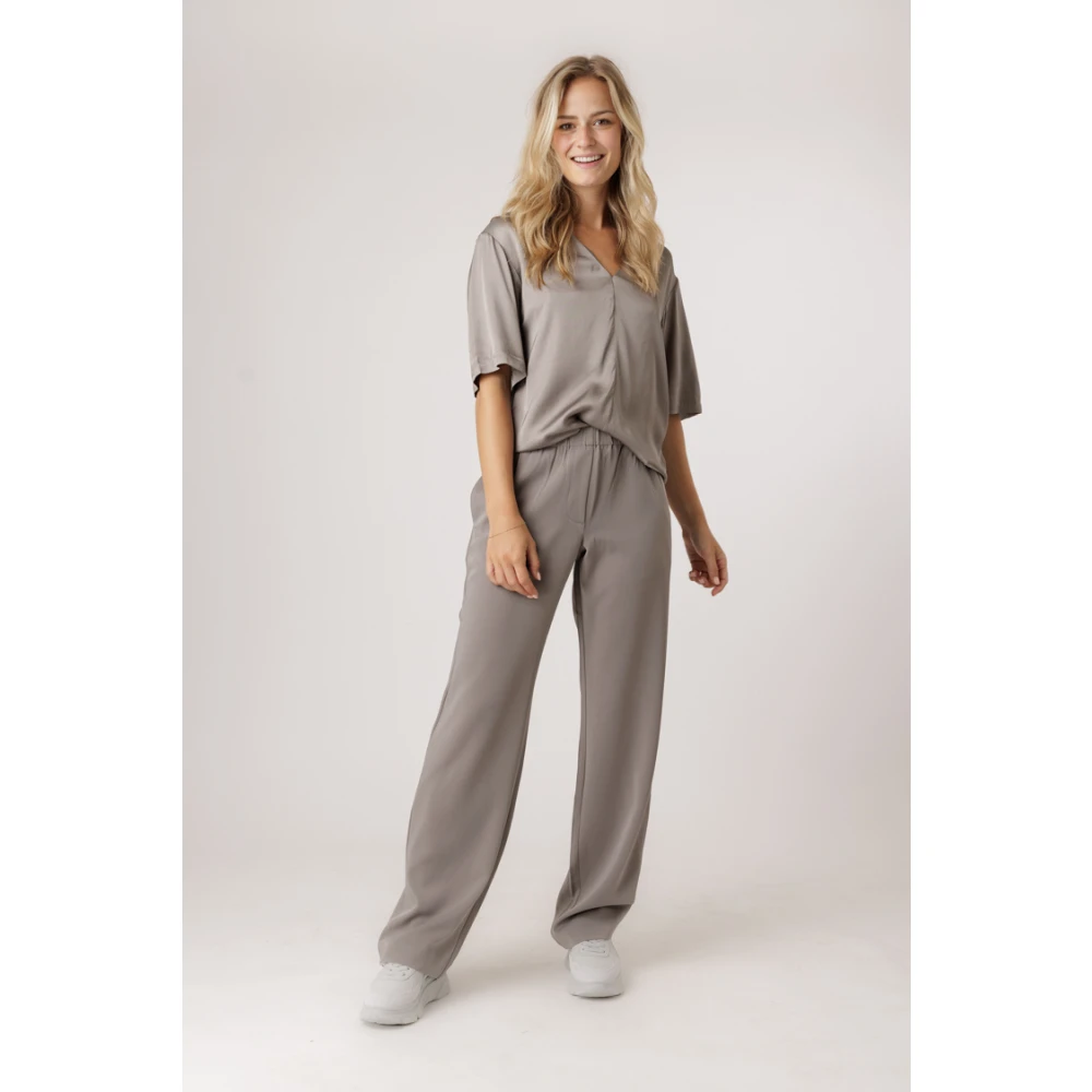 Samsøe Glanzende V-Hals Geplooide Top Gray Dames