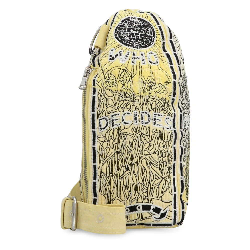 Who Decides War Crossbody tas met geborduurde patches Yellow Heren