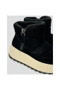 bottines-en-daim-noir