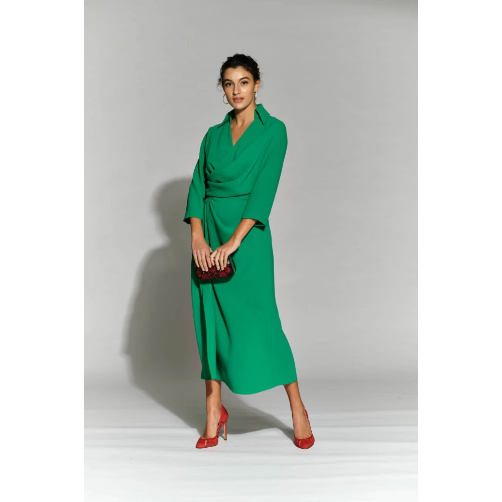 Moskada Groene Midi Jurk met Gekruiste Halslijn Green Dames