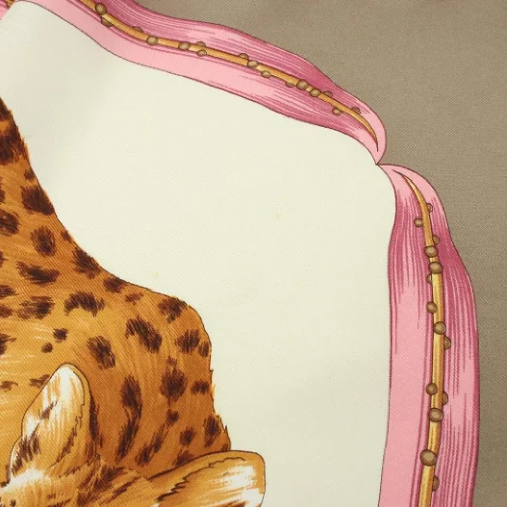 Salvatore Ferragamo Pre-owned Silk scarves Multicolor Dames