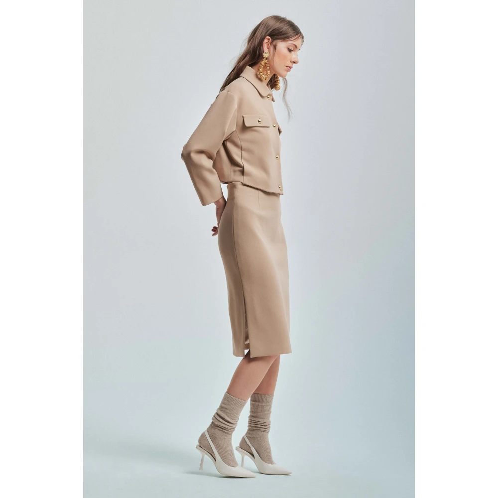 Kocca Korte Jas met Metalen Knopen Beige Dames