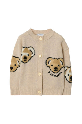 pull-beige-avec-boutons