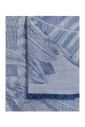 echarpe-avec-motif-decoratif