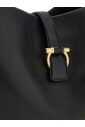 sac-noir-avec-boucle-gancini