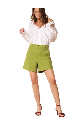 shorts-bermuda-chino-confortables-en-acid-green