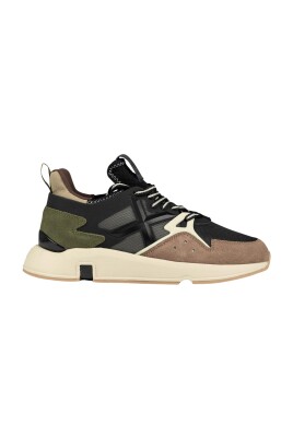 vintage-inspired-sneaker-with-modern-design