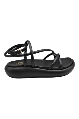 black-flat-sandals