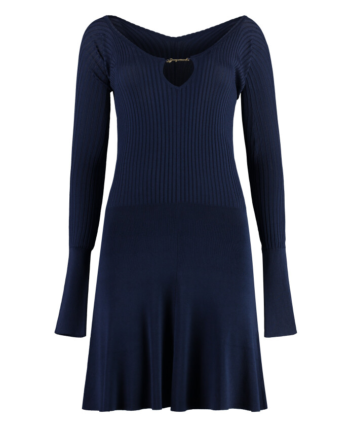 mini-robe-en-maille-a-col-en-v
