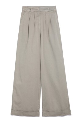 baggy-loose-pants