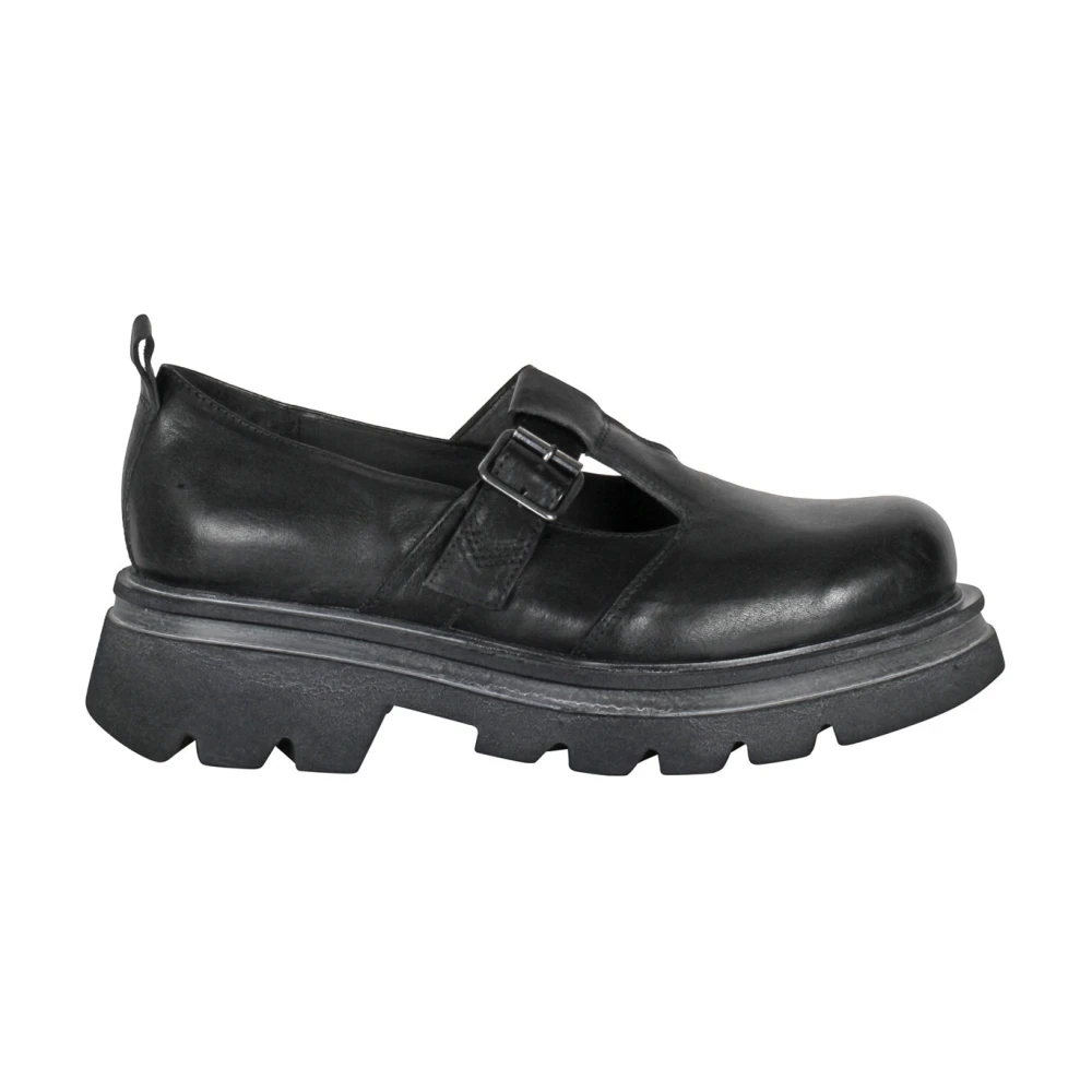 Shoes > Flats > Loafers - - Moma - Modalova