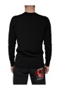 pull-noir-en-laine-a-col-en-v