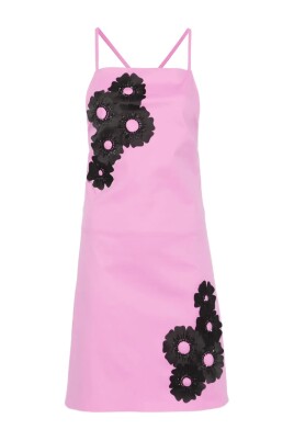 robe-rose-pour-femmes