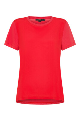 red-t-shirt