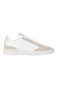witte-sneaker-wembley-stijl