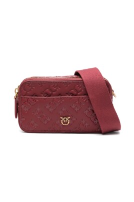 bordeaux-shoulder-bag-elegant-functionality
