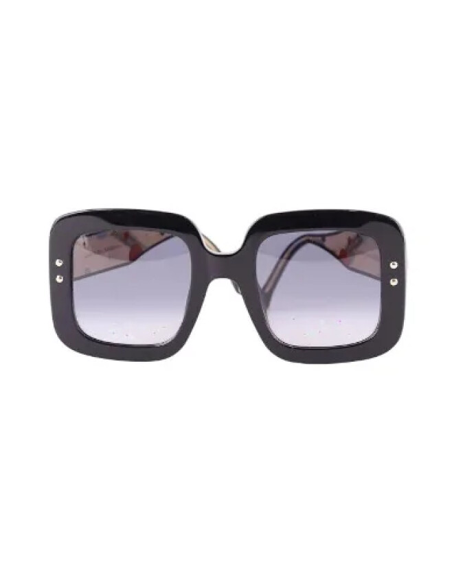 pre-owned-plastic-sunglasses