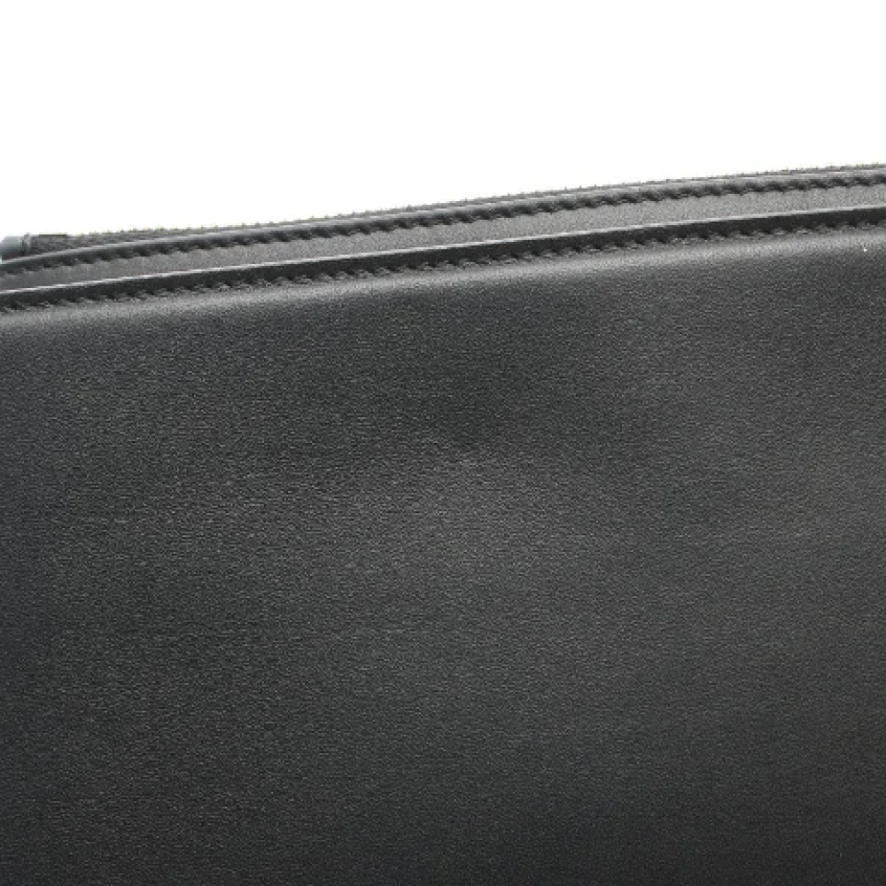 Salvatore Ferragamo Pre-owned Leather shoulder-bags Black Dames