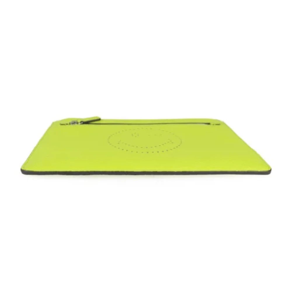 Anya Hindmarch Pre-owned Leather clutches Yellow Dames