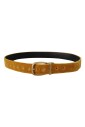 ceinture-en-velours-moutarde-avec-logo-dore-grave
