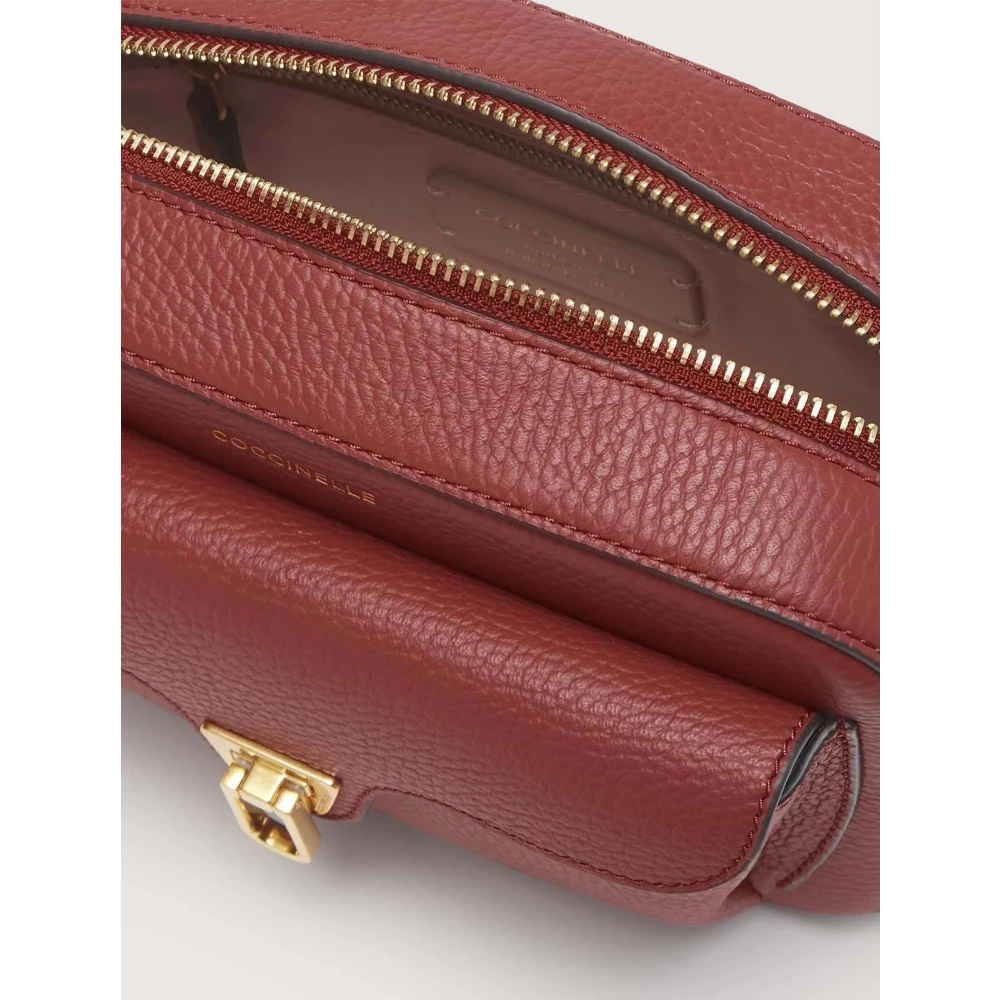Coccinelle Bruine Leren Schoudertas met Iconische Sluiting Brown Dames