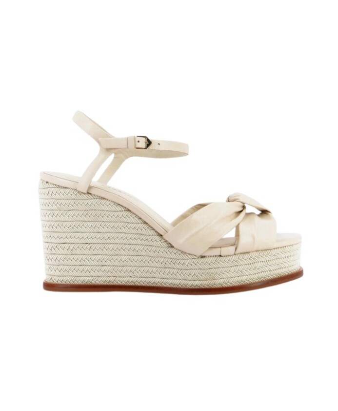 sandales-compensees-en-cuir-latte