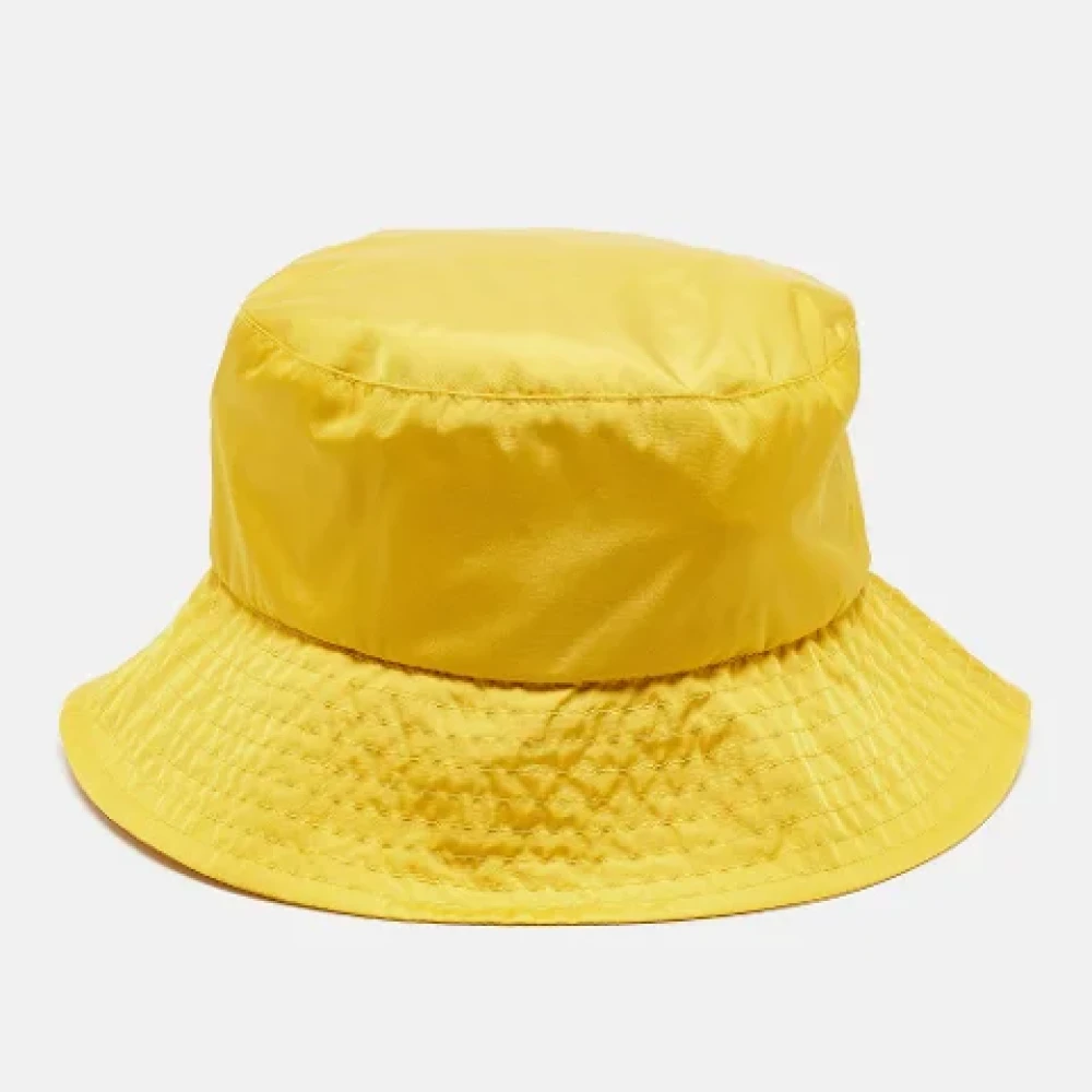 Moncler Pre-owned Nylon hats Yellow Dames