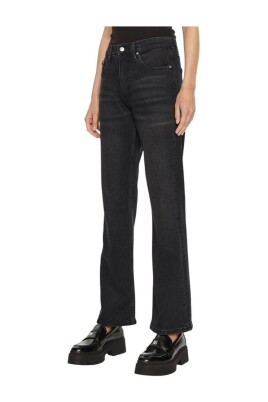 straek-bootcut-jeans-til-kvinder