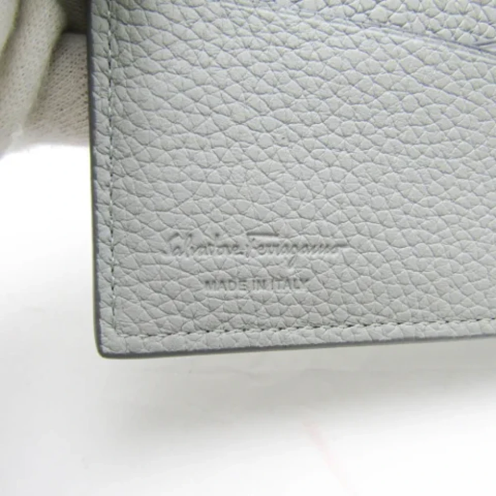 Salvatore Ferragamo Pre-owned Leather wallets Gray Heren