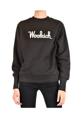 stylish-sweaters-for-all-occasions