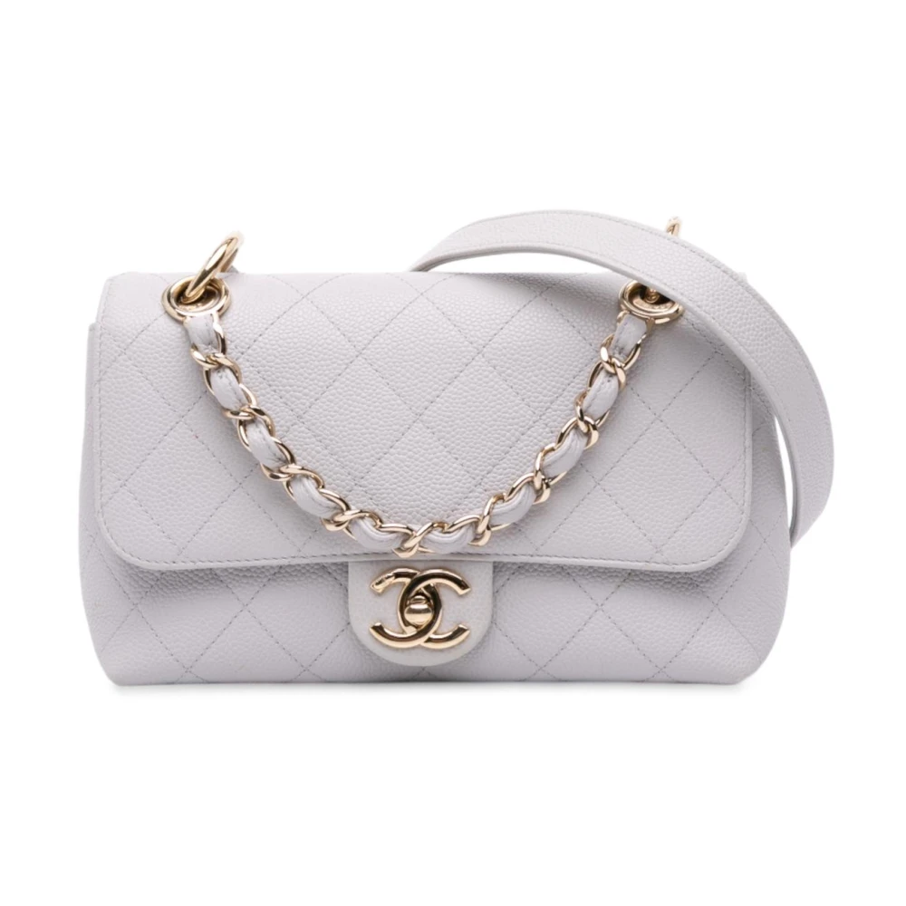 Chanel Vintage Women's White Pre-Owned Flap Shoulder Bag