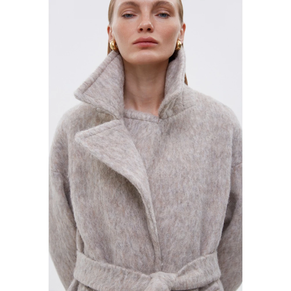 Estro Dames Beige Wollen Ceintuur Wikkel Trenchcoat Beige Dames