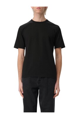 short-sleeve-crew-neck-t-shirt