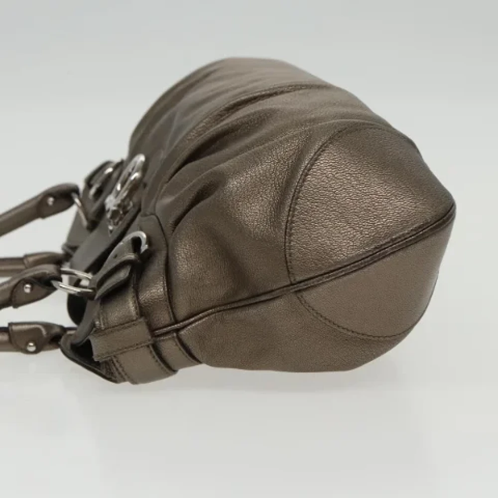 Salvatore Ferragamo Pre-owned Leather handbags Gray Dames