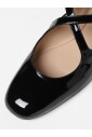 ballerines-noires-en-cuir-verni-a-bride-en-t