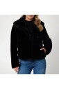 veste-en-fausse-fourrure-a-col-chale