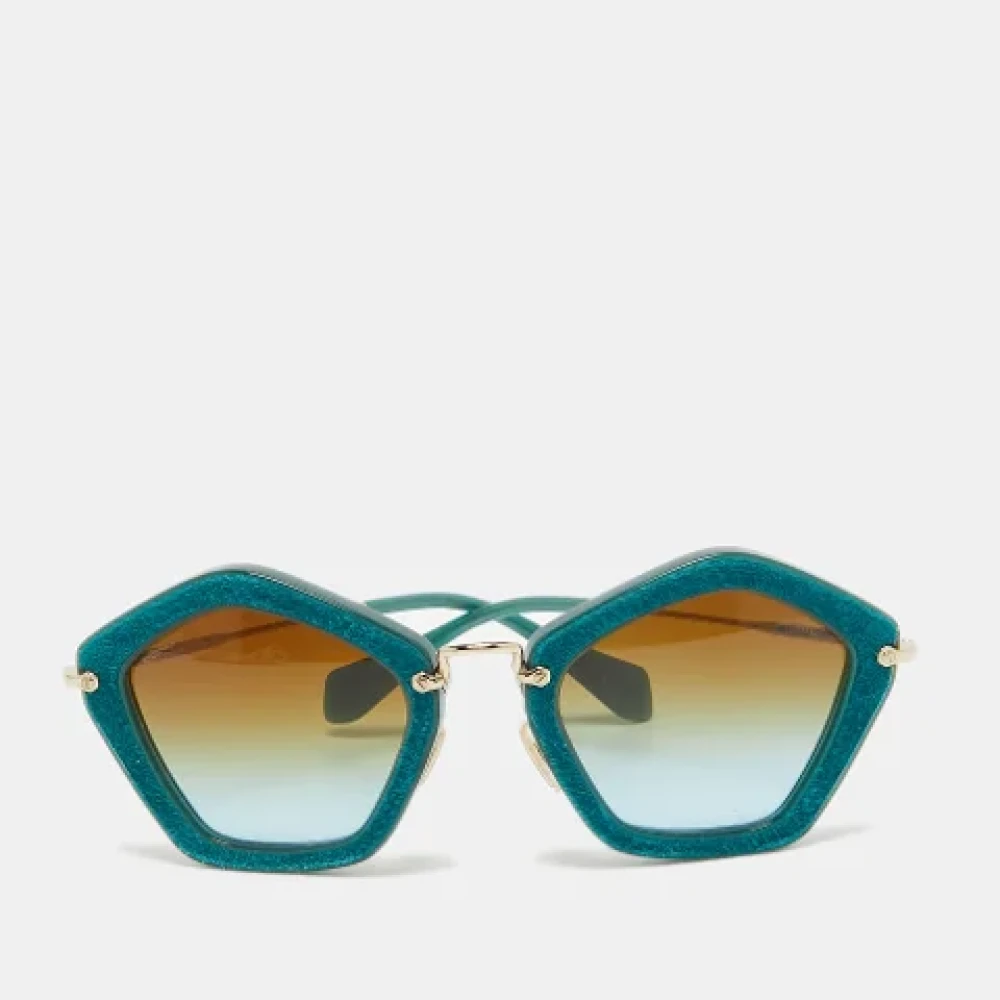 Miu Pre-owned Acetate sunglasses Green Dames
