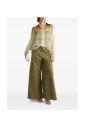 green-jeans-with-classic-five-pockets