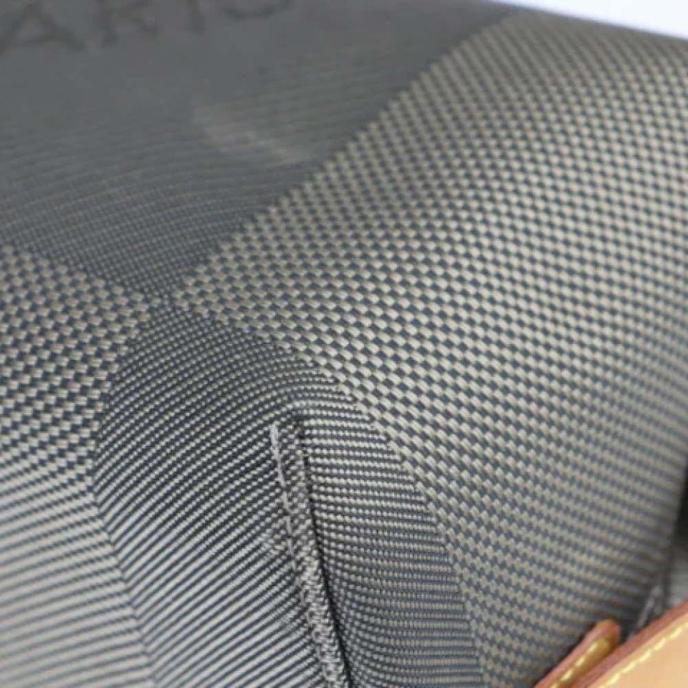 Louis Vuitton Vintage Pre-owned Leather clutches Green Unisex