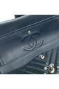 pre-owned-cuir-sacs-chanel