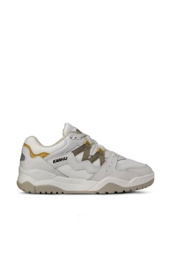moderne-stil-sneakers-med-forbedret-komfort