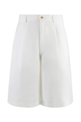 Plisserade shorts i bomullsgabardin